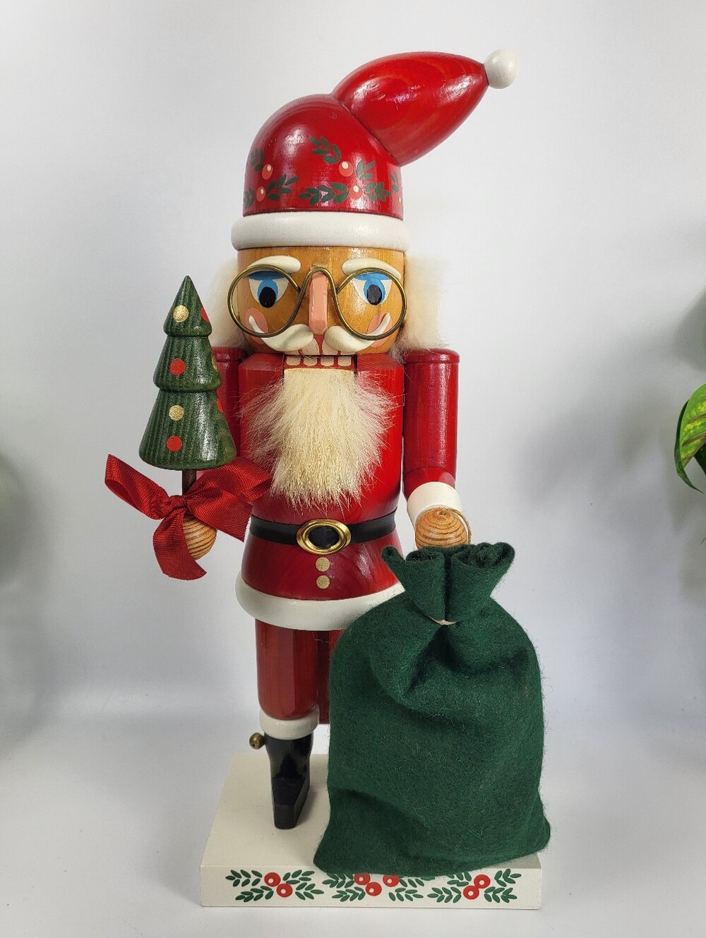RARE Volkskunst /Steinbach German Nutcracker - Santa w/Sack & Tree Vintage